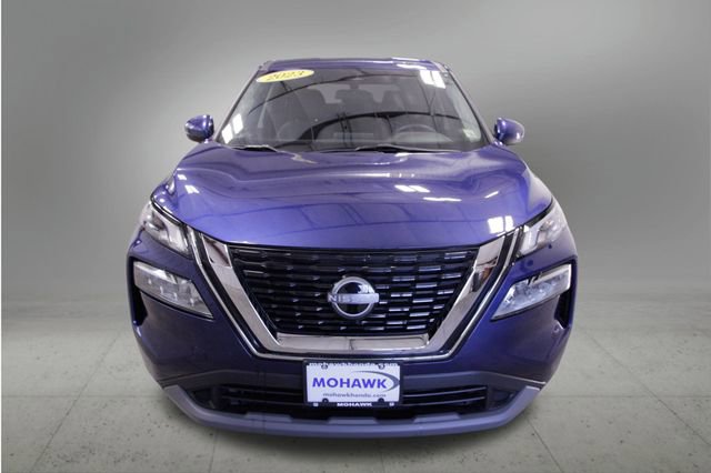Used 2023 Nissan Rogue SV image 9