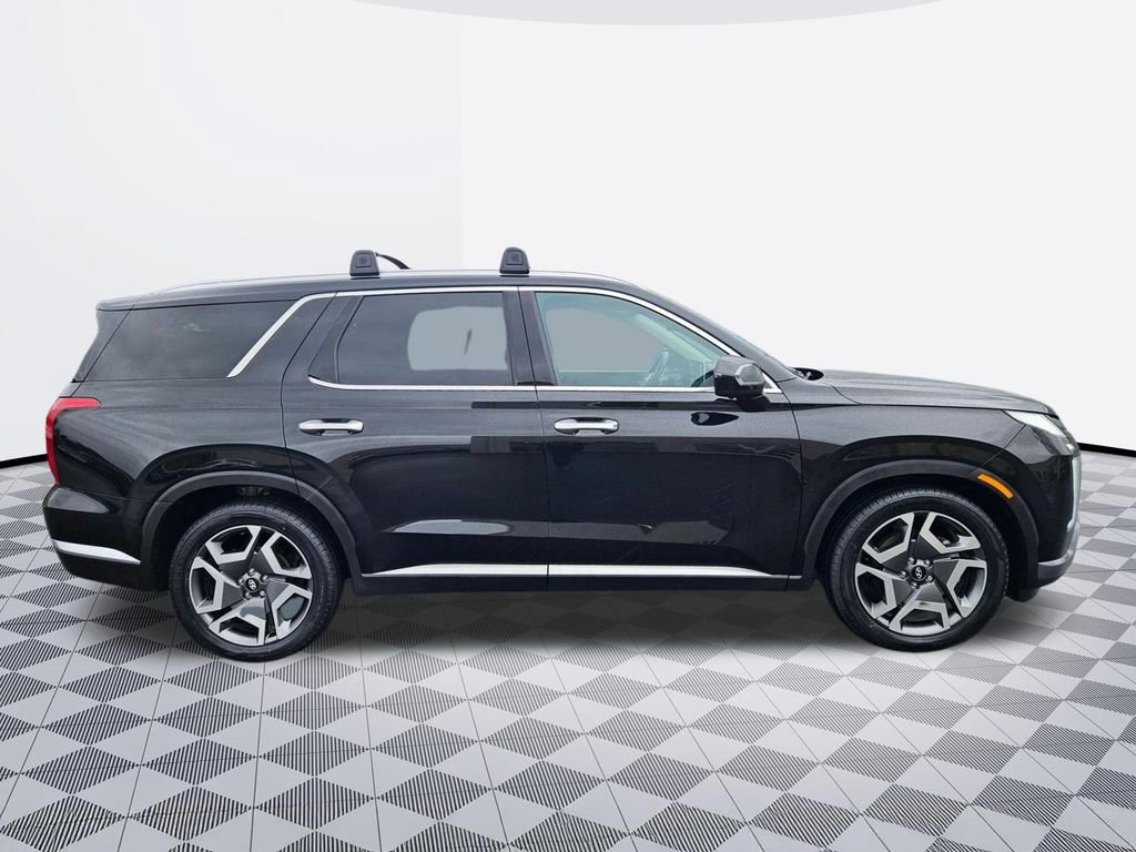 Used 2023 Hyundai Palisade Limited image 7