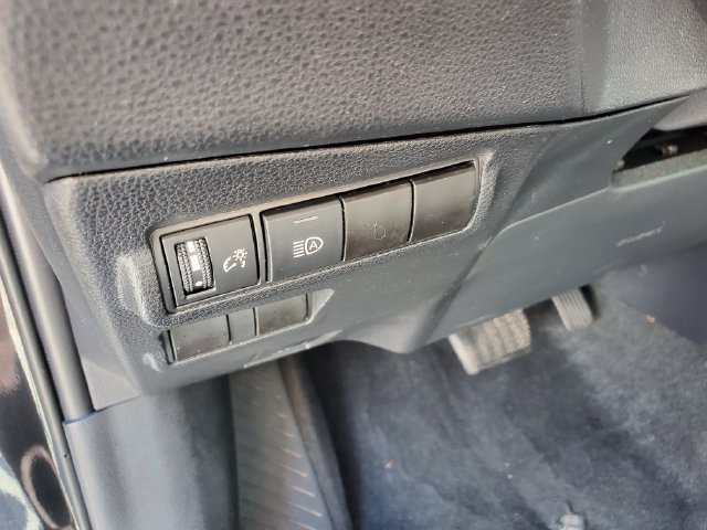 Certified 2025 Toyota Corolla Cross XLE AWD/4WD image 20