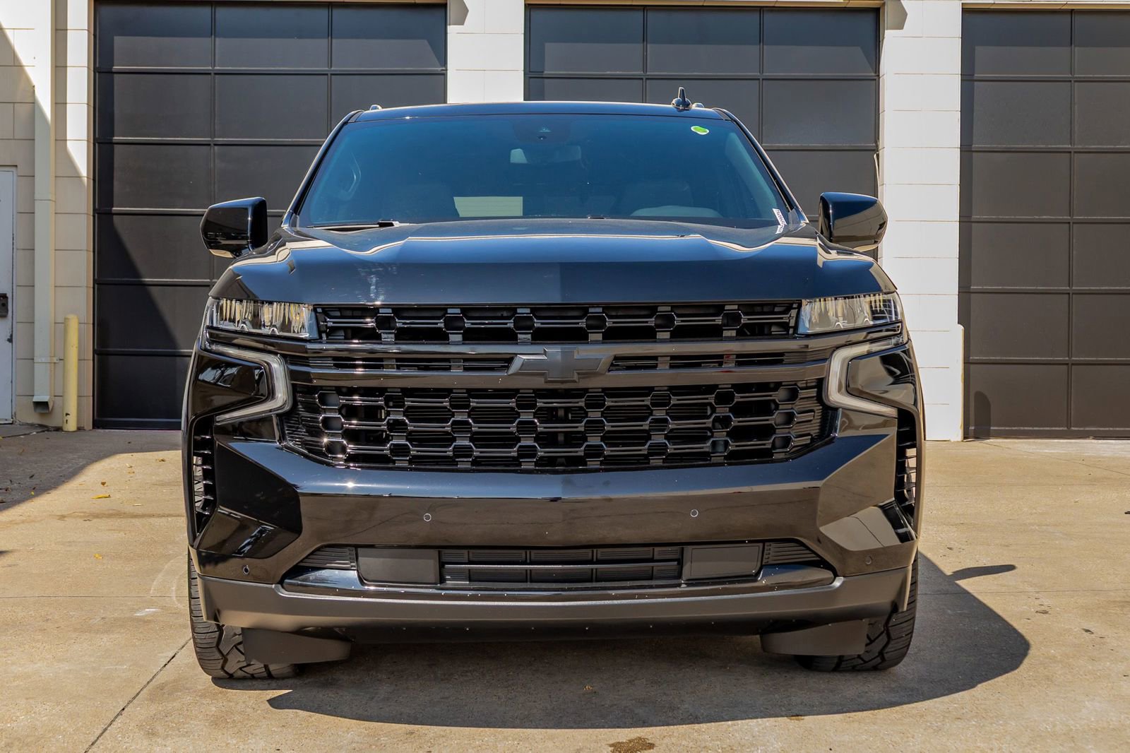 Used 2024 Chevrolet Tahoe LS w/ Driver Alert Package RWD video 2