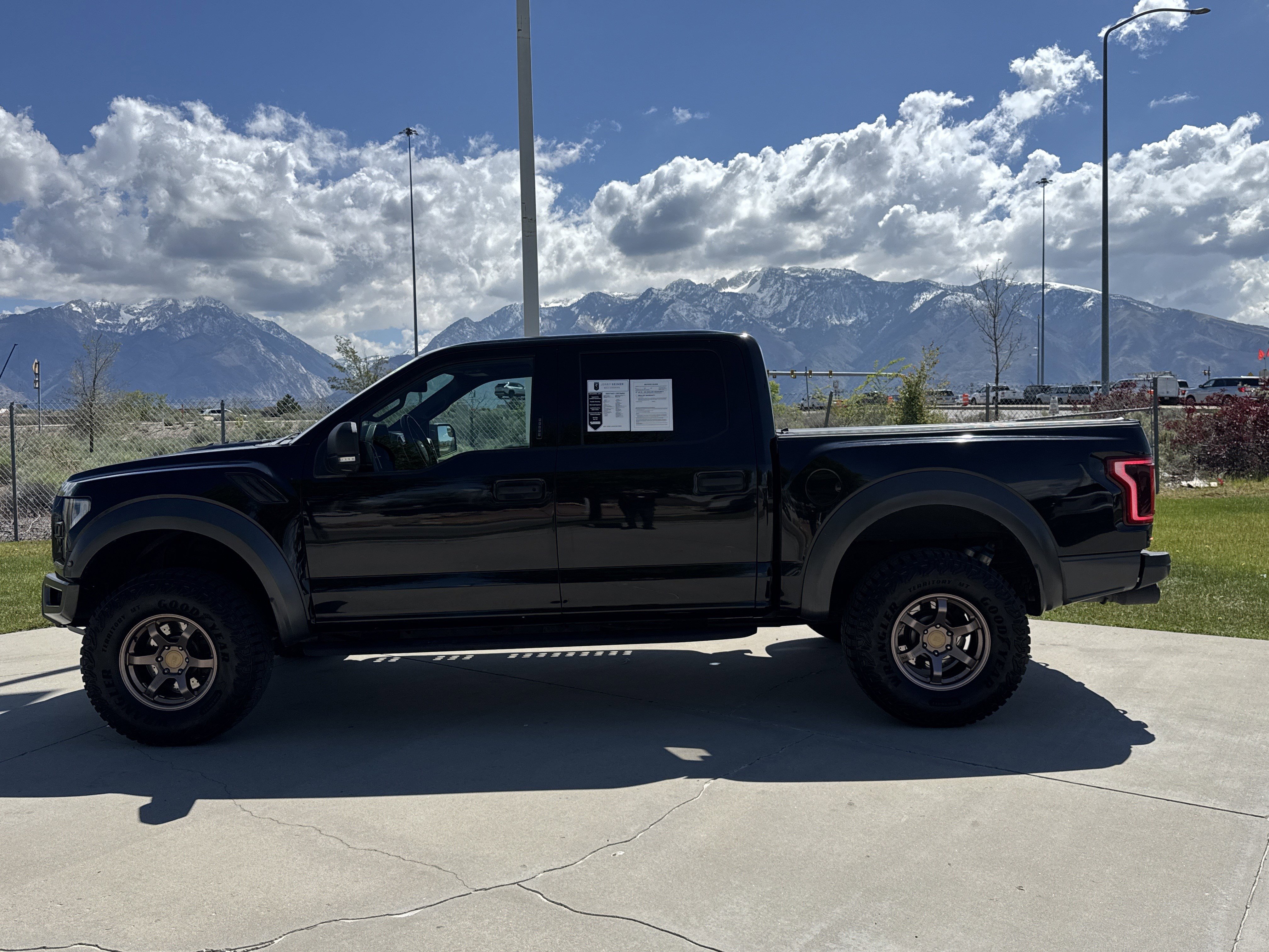 Used 2018 Ford F150 Raptor AWD/4WD image 2