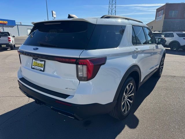 New 2026 Ford Explorer ST-Line image 3
