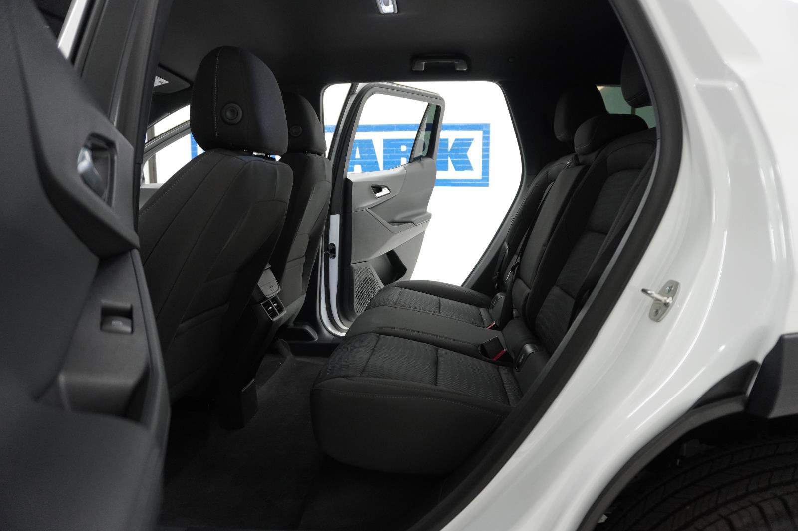 New 2026 Chevrolet Equinox LT image 30