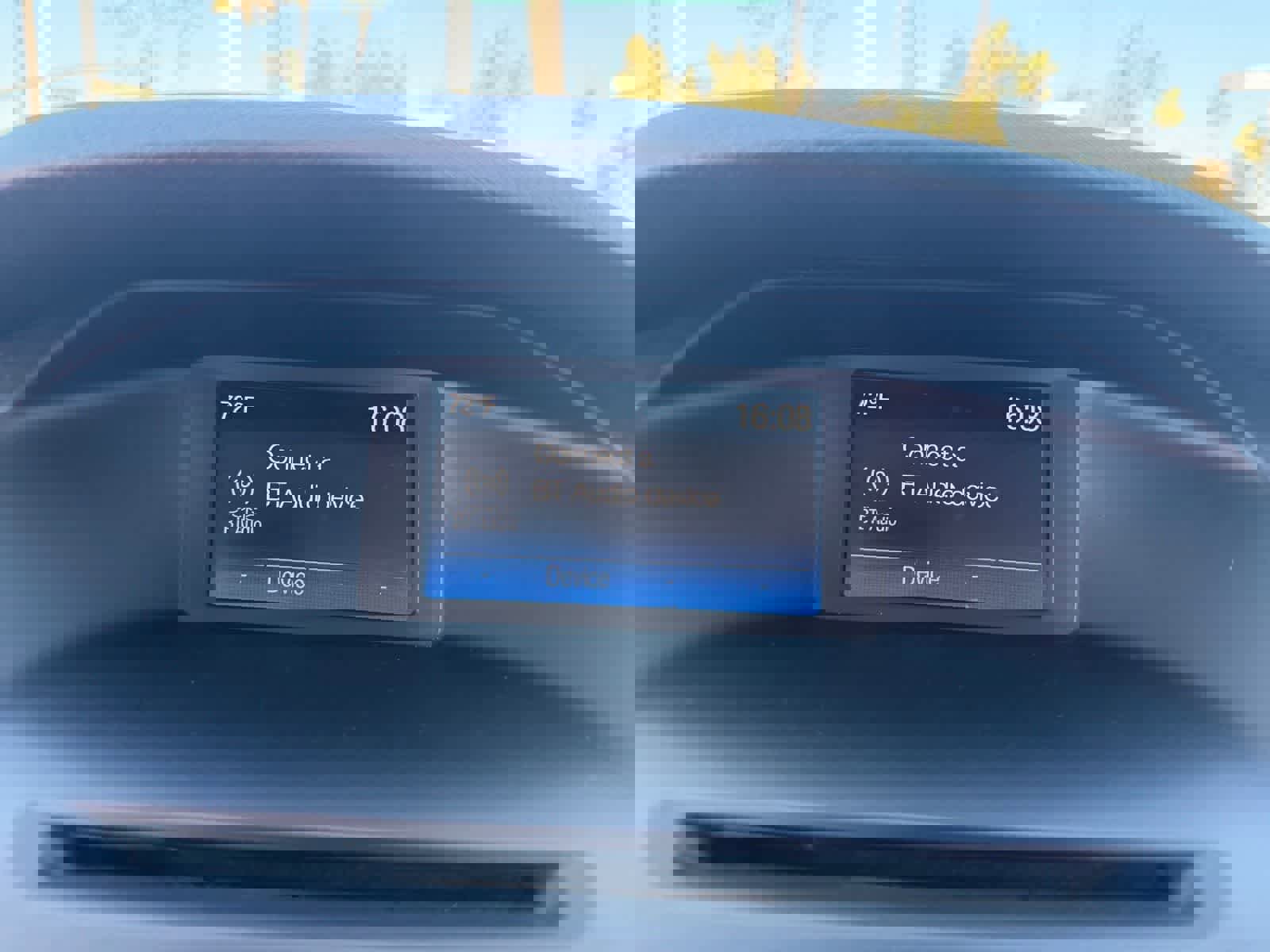 Used 2016 Ford Focus SE w/ Equipment Group 201A FWD image 13