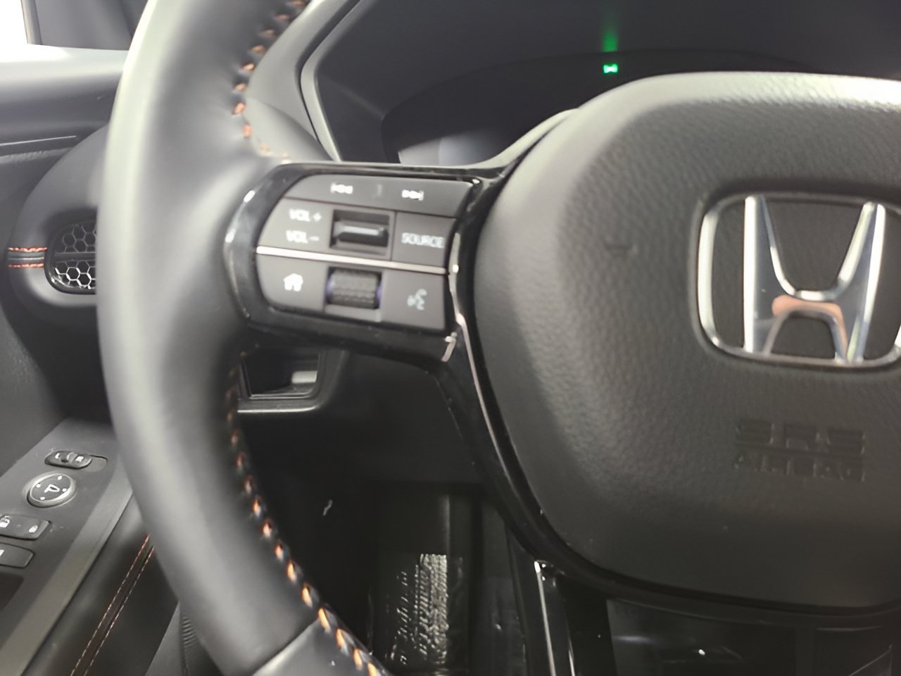 Certified 2025 Honda HR-V Sport image 24