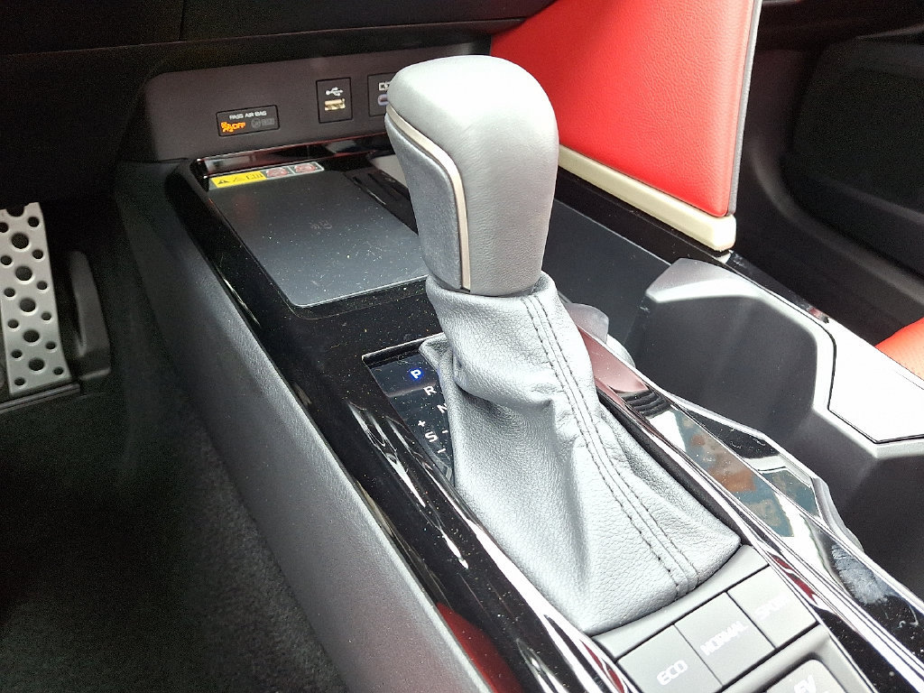 Used 2026 Toyota Camry XSE FWD image 16