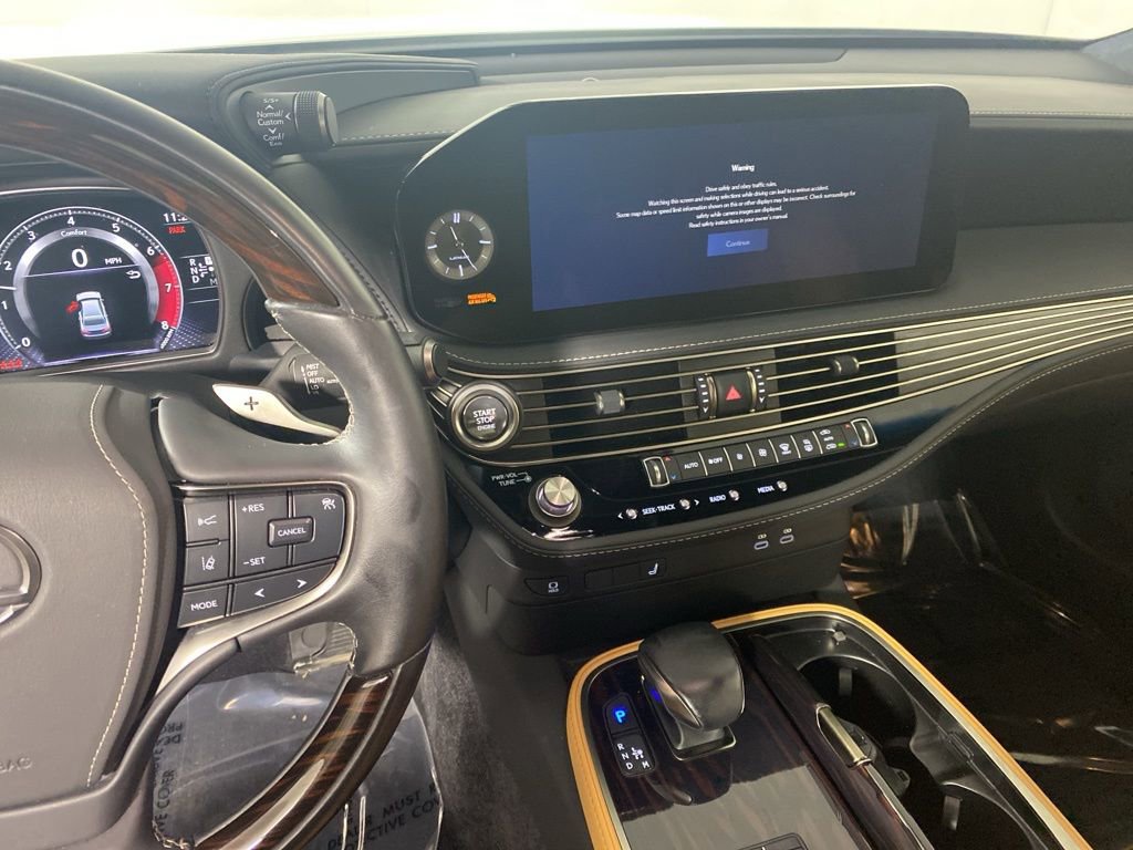 Certified 2023 Lexus LS 500 AWD w/ Interior Upgrade Package image 16