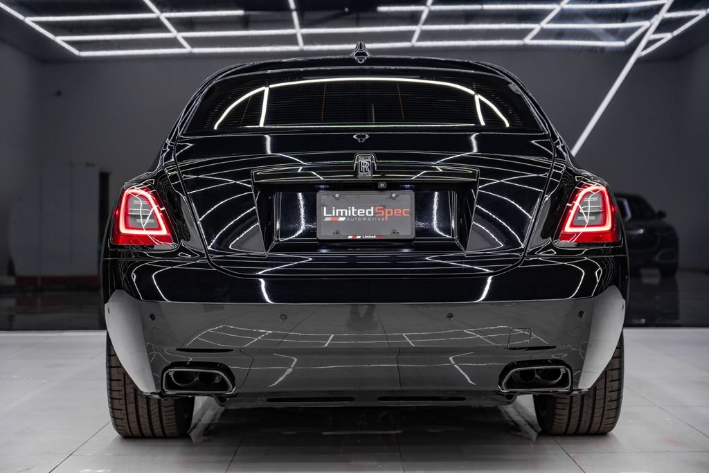 Used 2022 Rolls-Royce Ghost Black Badge AWD/4WD image 16