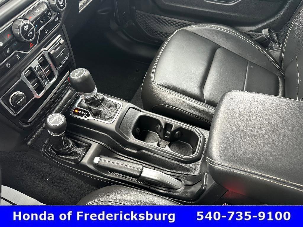 Used 2020 Jeep Wrangler Unlimited Sahara image 26