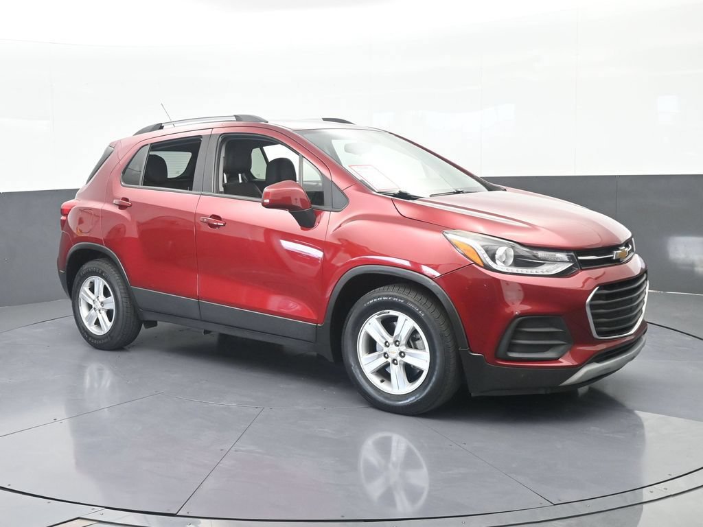 Used 2021 Chevrolet Trax LT w/ LT Convenience Package FWD image 8