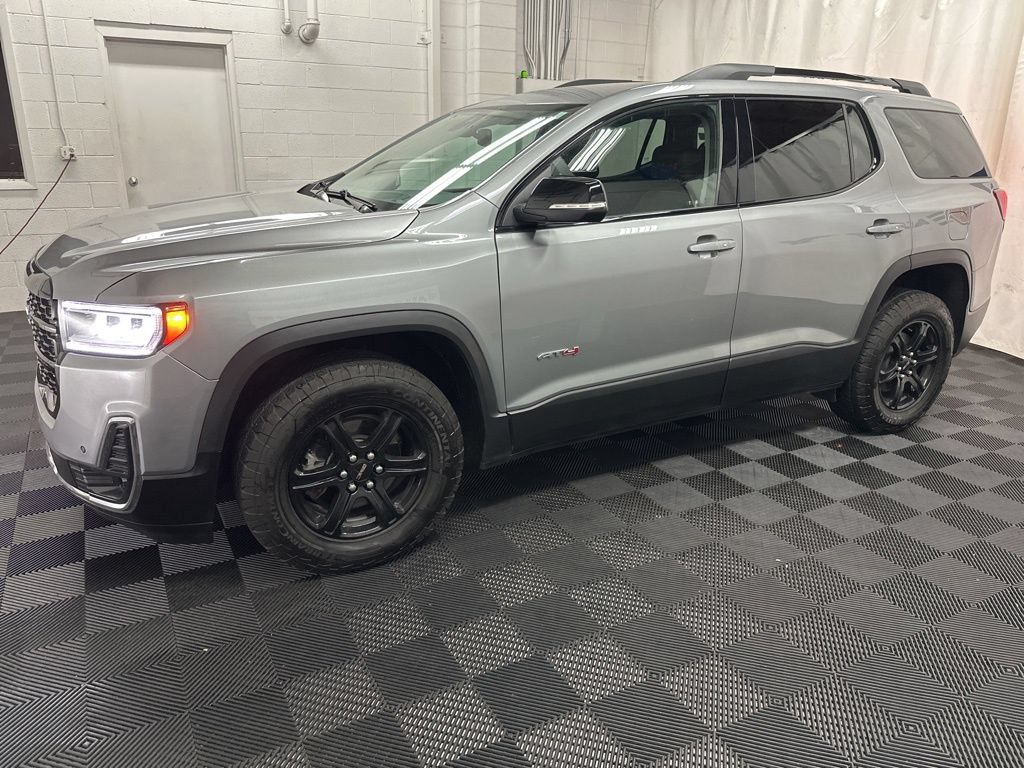 Used 2023 GMC Acadia AT4 w/ Trailering Package AWD/4WD image 2