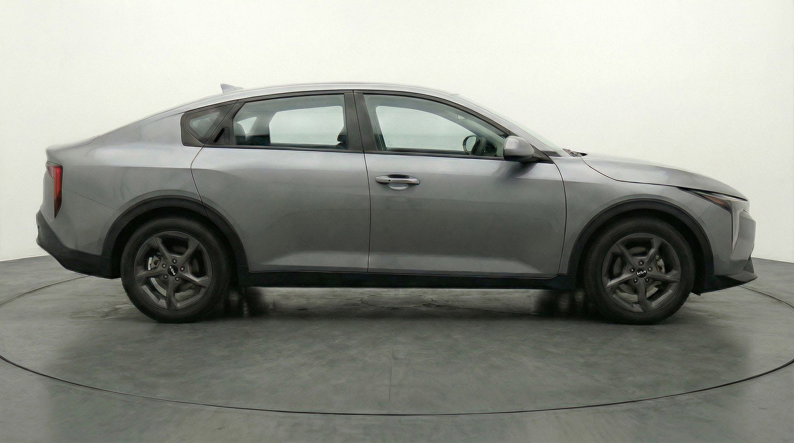 Used 2025 Kia K4 FWD image 9