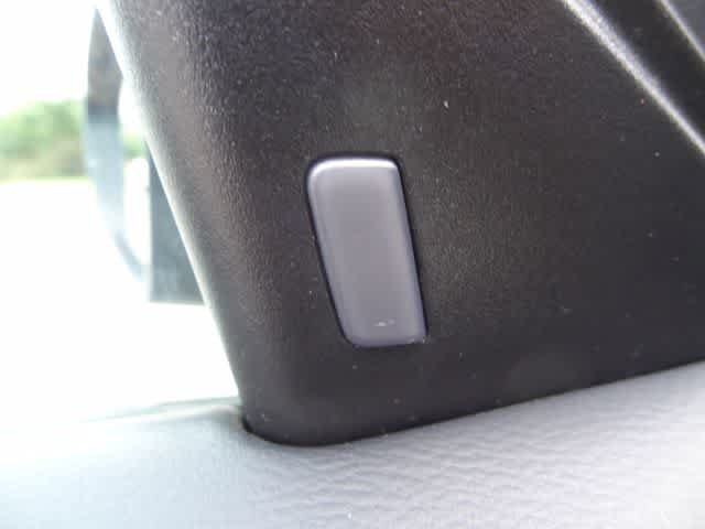 Used 2023 Nissan Sentra SV FWD image 14