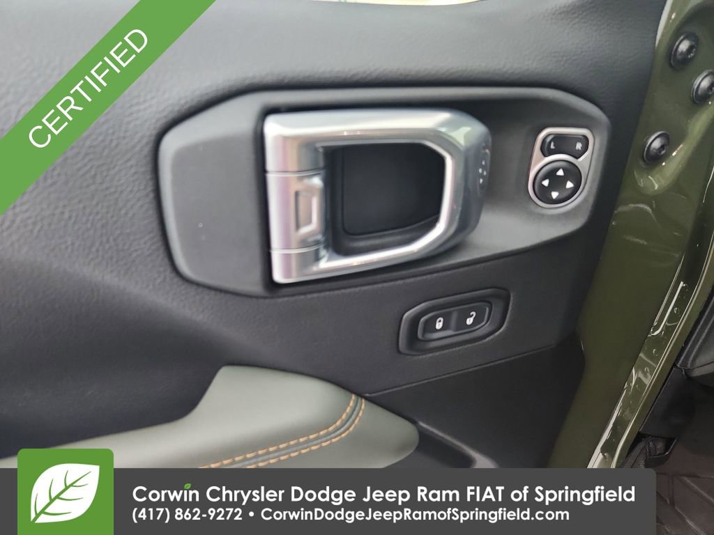Used 2024 Jeep Gladiator Mojave AWD/4WD image 20