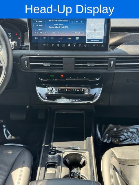 Certified 2025 Lincoln Corsair Reserve w/ Equipment Group 202A image 21