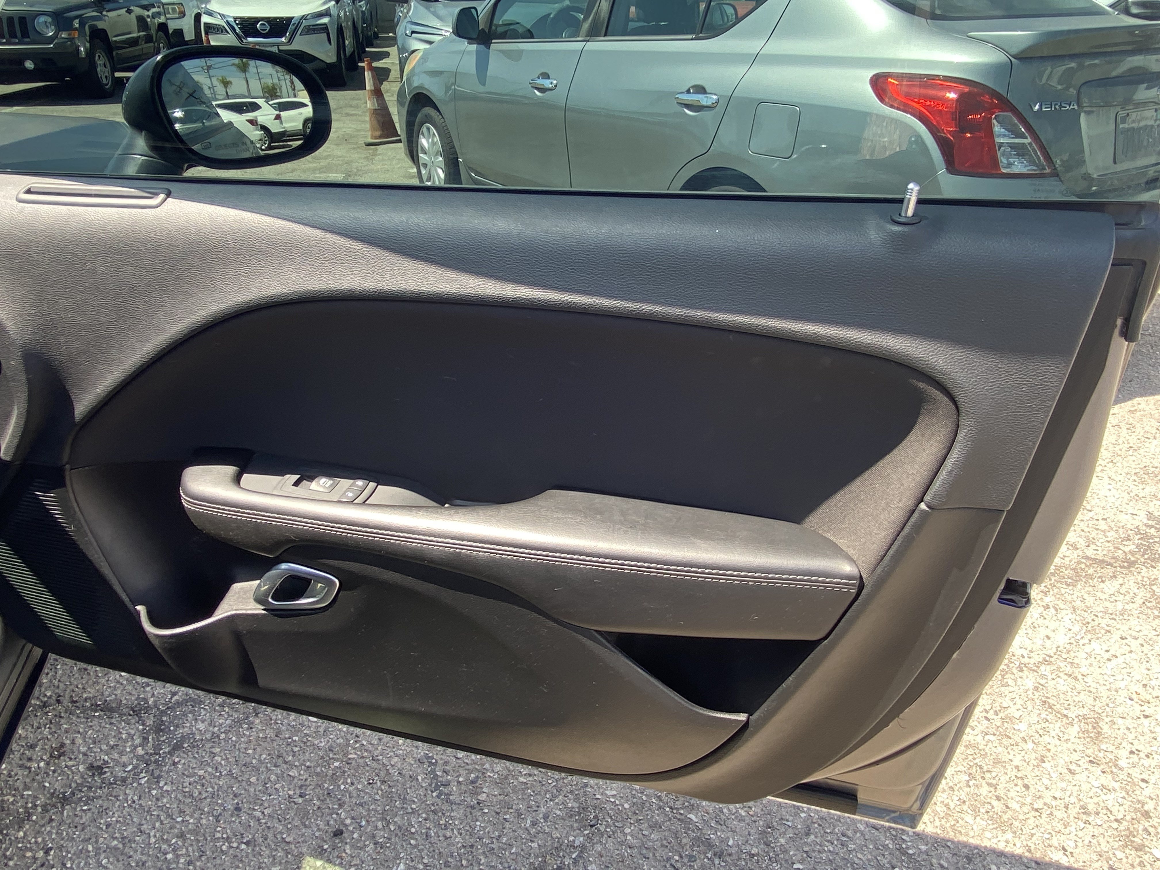 Used 2019 Dodge Challenger SXT w/ Blacktop Package RWD image 18