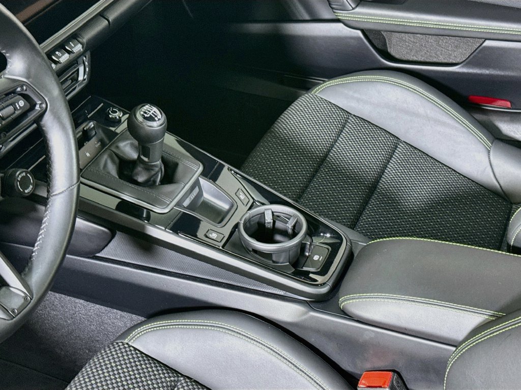 Certified 2023 Porsche 911 Carrera T RWD image 16
