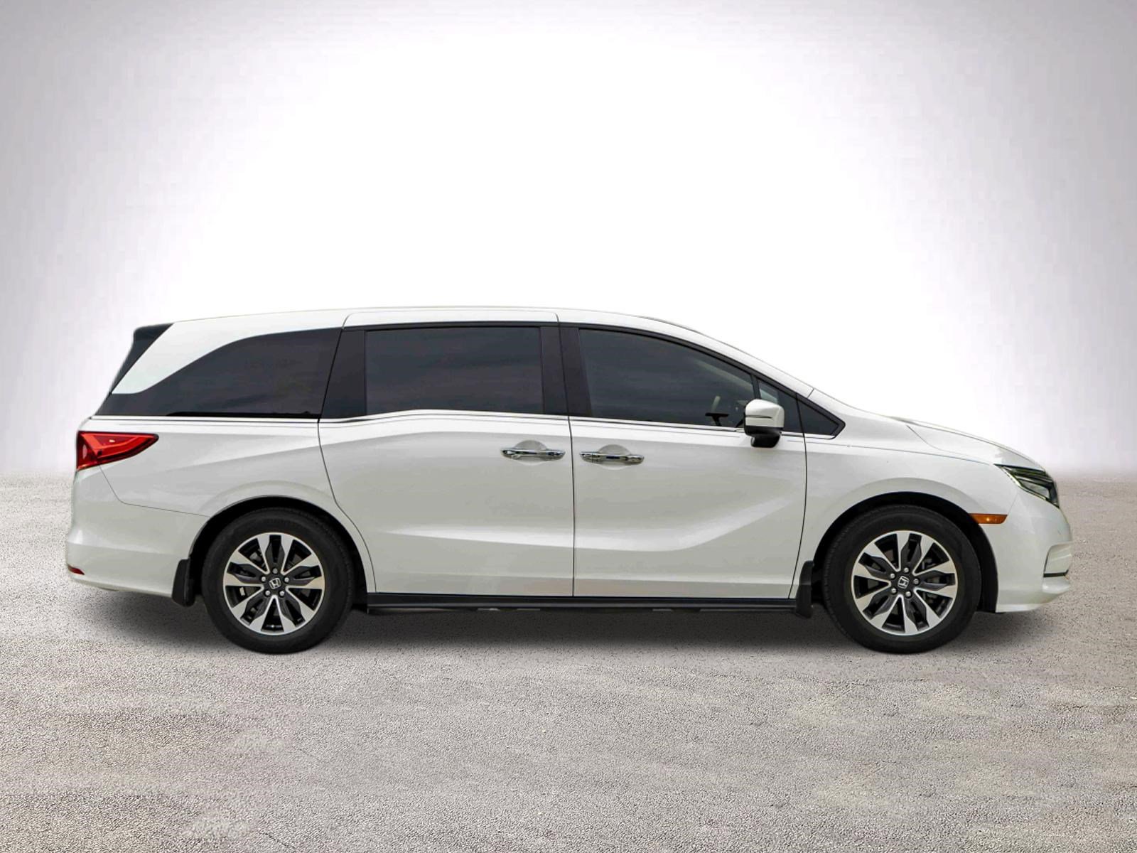 Used 2024 Honda Odyssey EX-L image 10