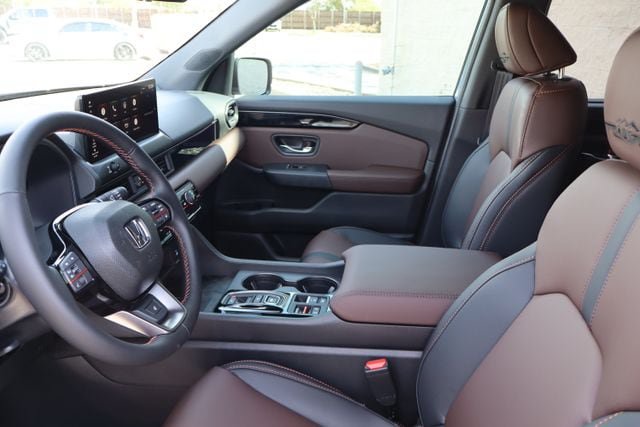 New 2026 Honda Pilot TrailSport image 14