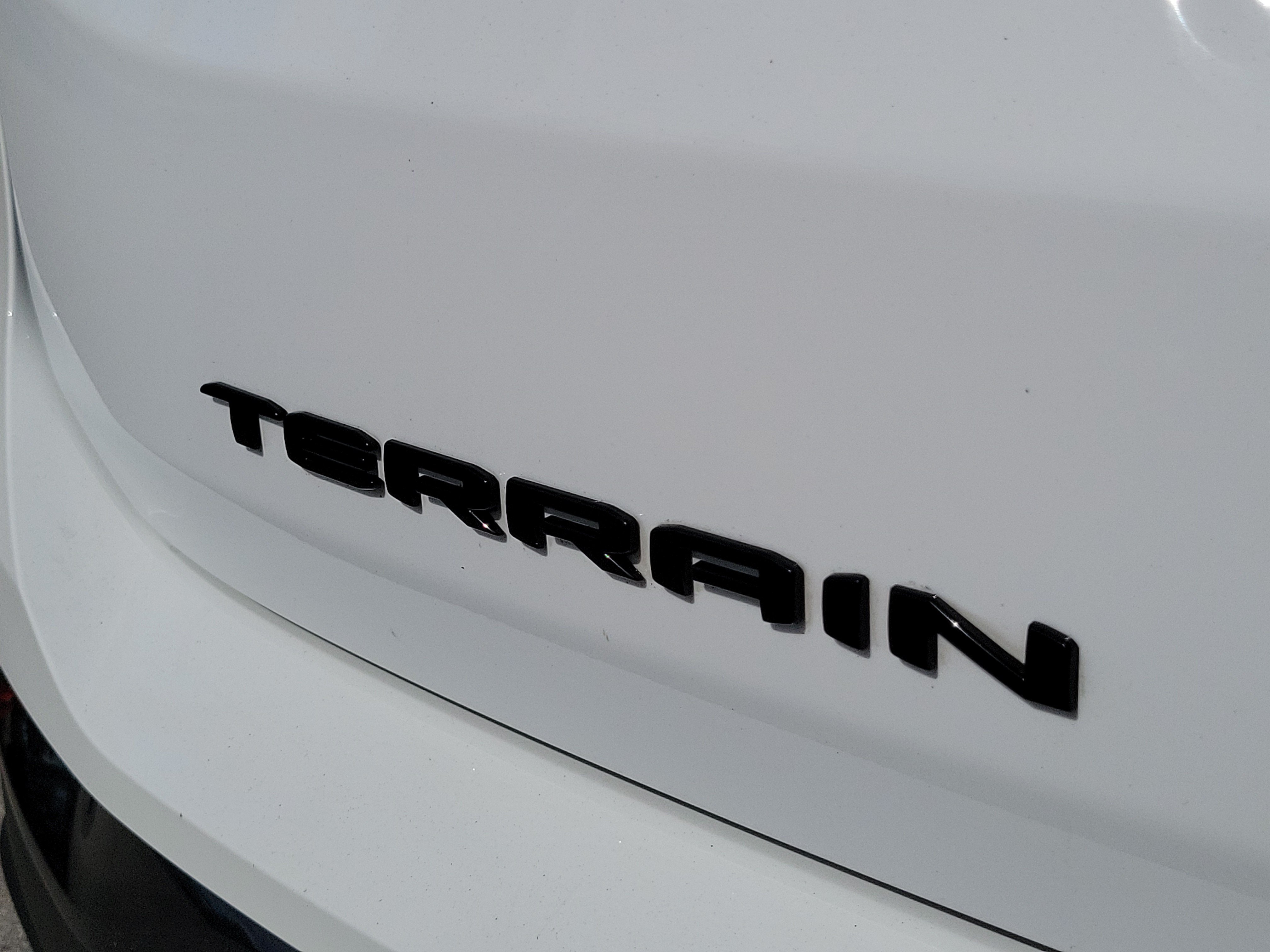 Used 2023 GMC Terrain SLE w/ Elevation Edition FWD image 30