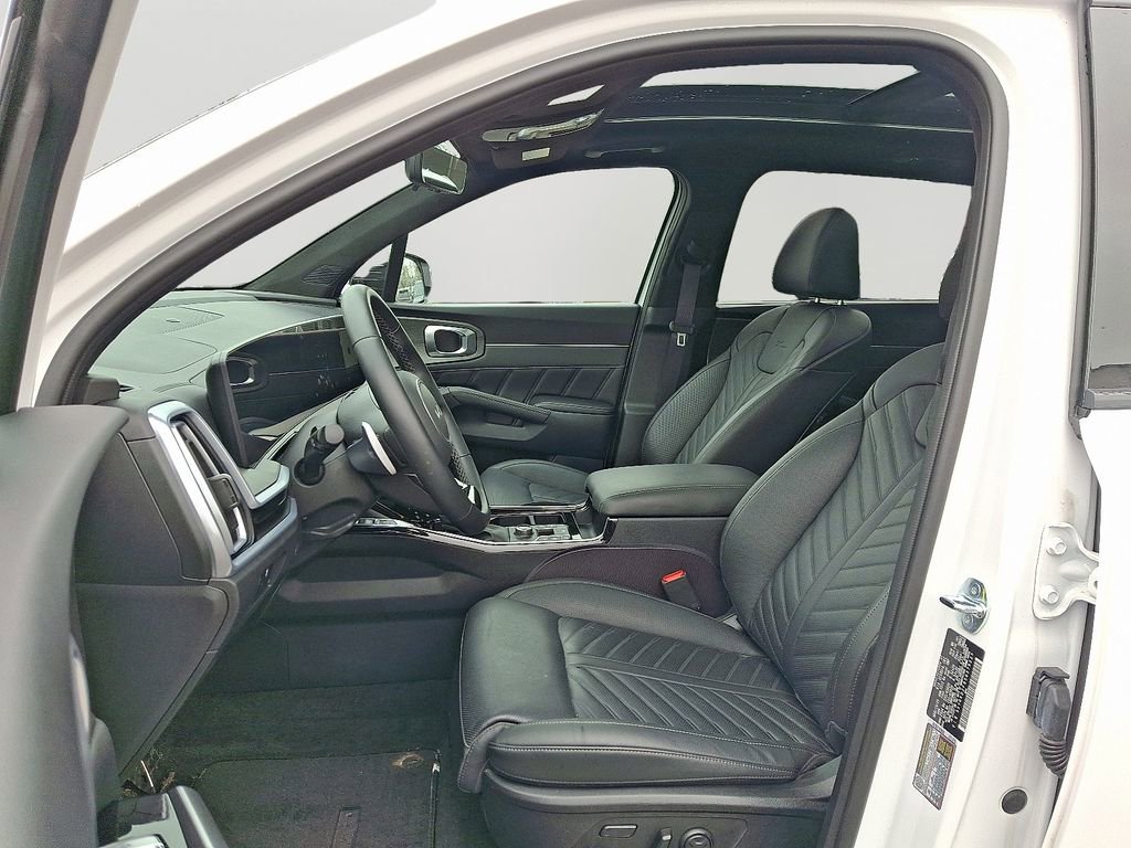 Used 2025 Kia Sorento SX Prestige image 14