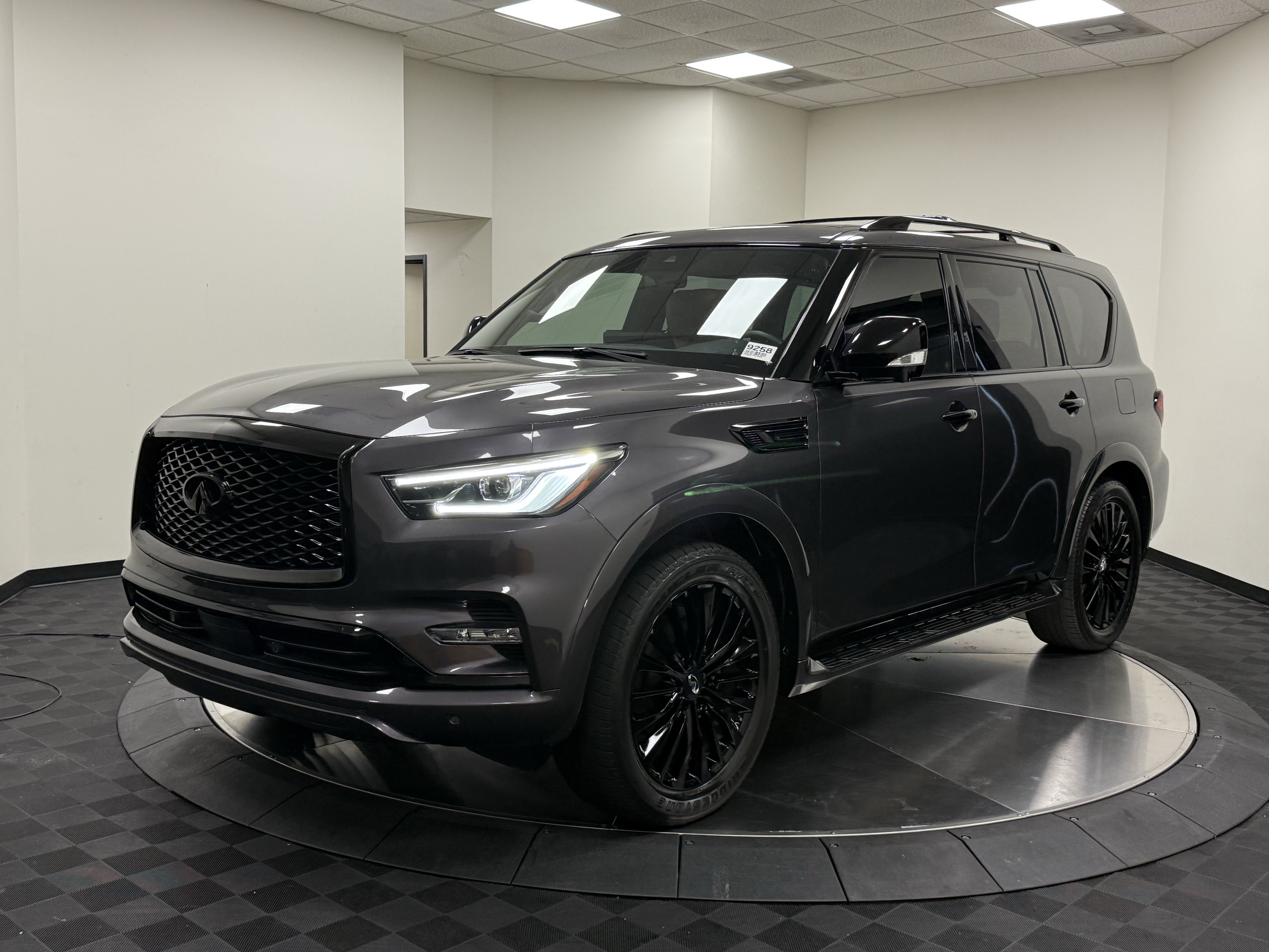 Certified 2023 INFINITI QX80 Sensory w/ Cargo Package RWD image 3