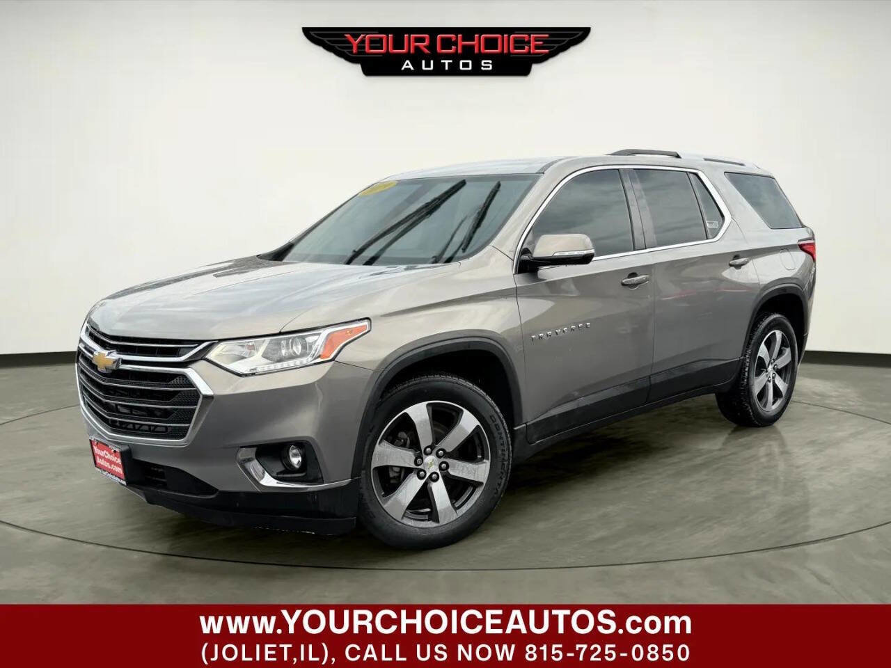Used 2018 Chevrolet Traverse LT image 1