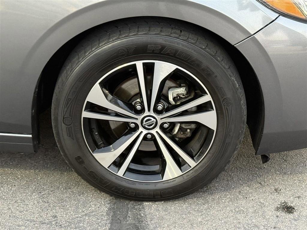 Used 2021 Nissan Sentra SV image 9