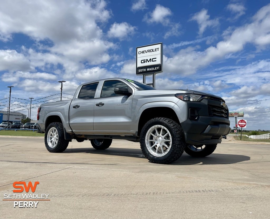 New 2025 Chevrolet Colorado W/T