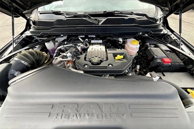 Used 2025 RAM 3500 Laramie image 9