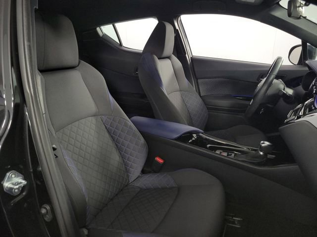 Used 2021 Toyota C-HR XLE FWD image 14