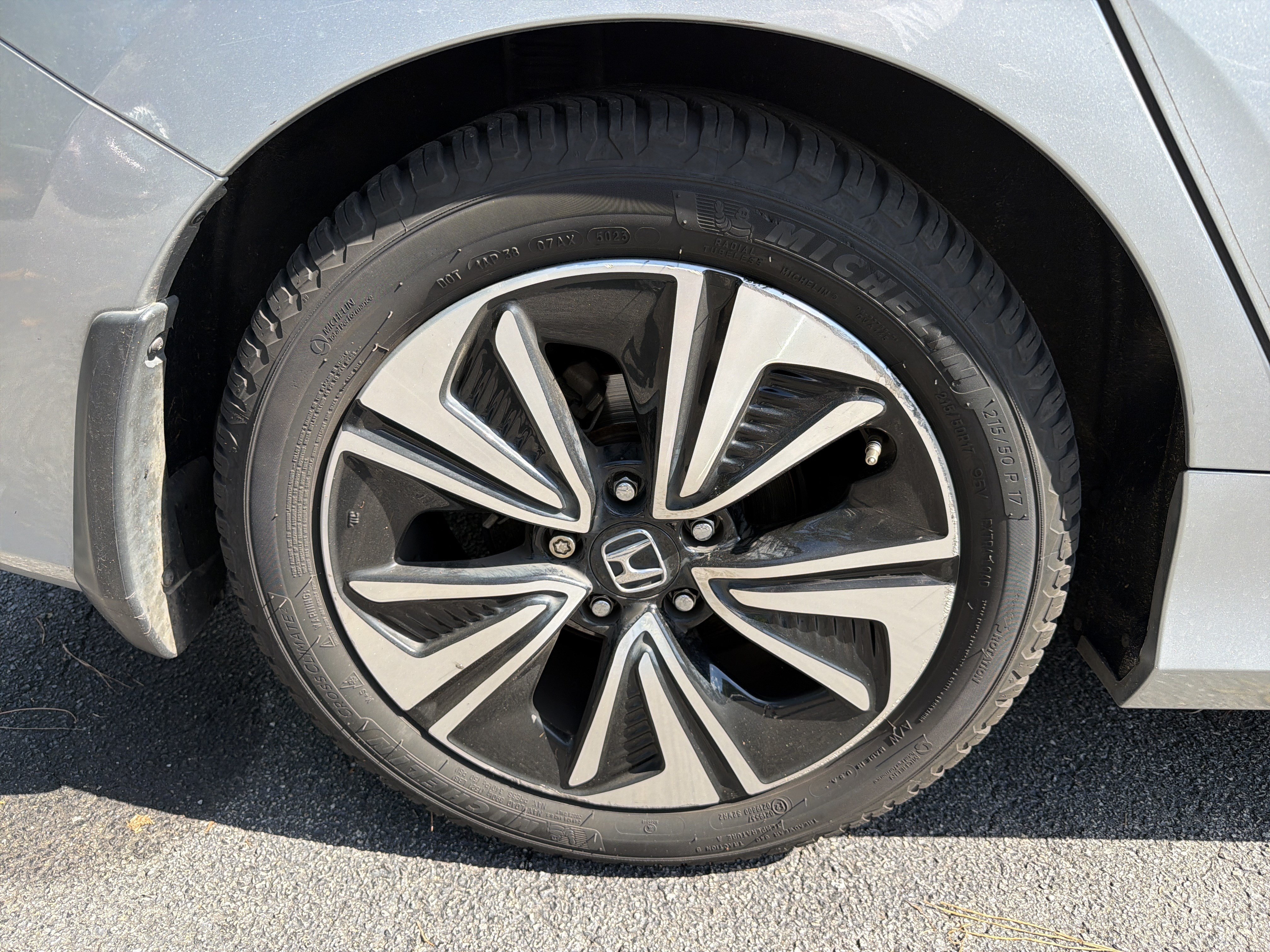 Used 2017 Honda Civic EX-T image 9