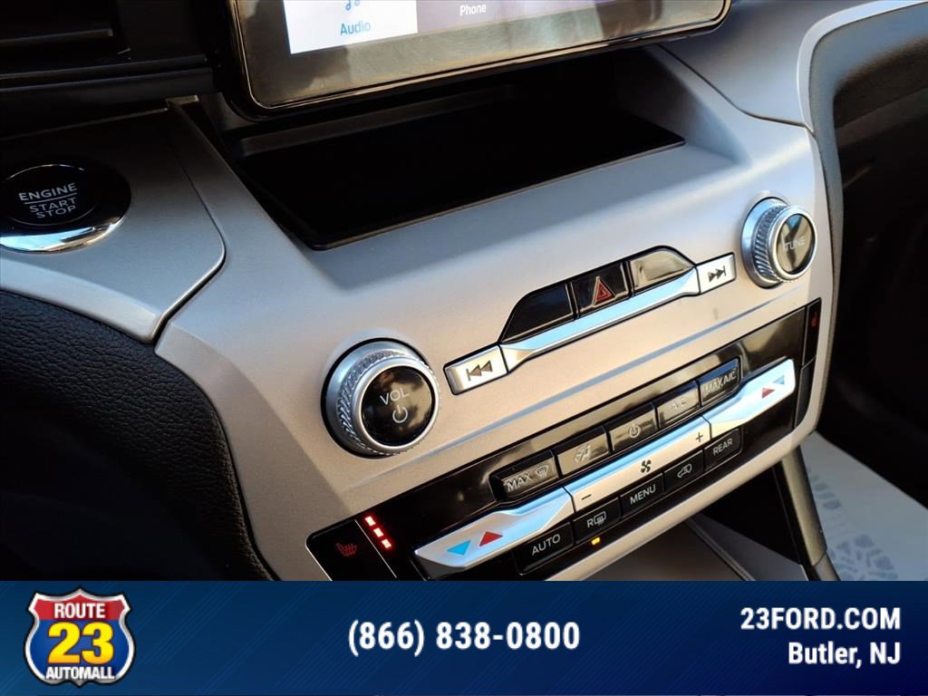 Certified 2022 Ford Explorer XLT image 18