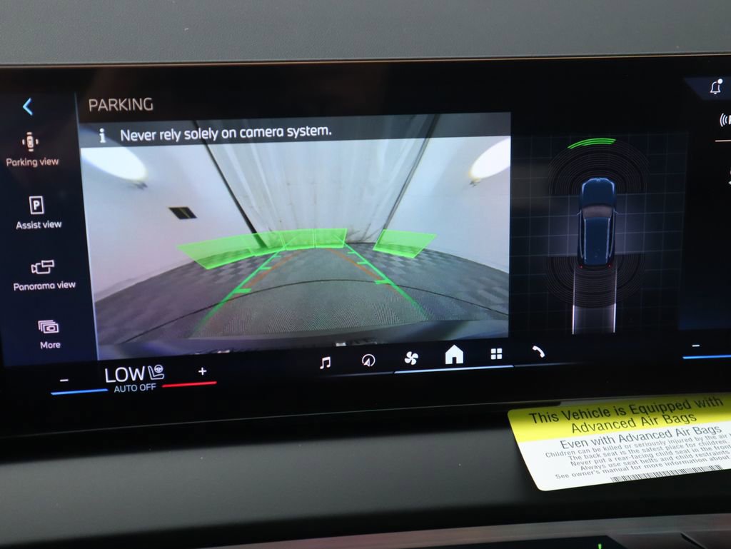 Certified 2025 BMW X3 xDrive30i w/ Convenience Package image 17