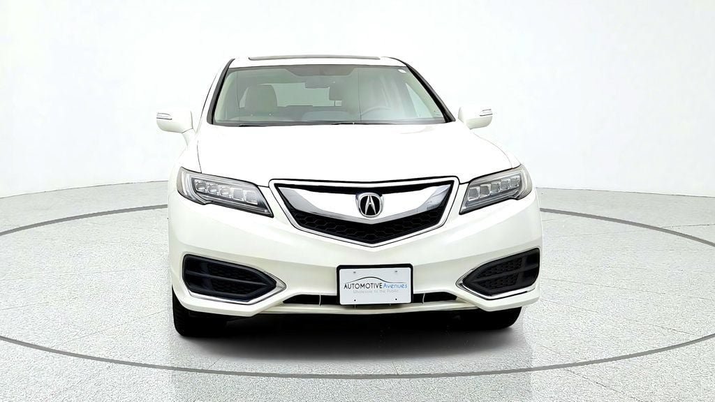 Used 2017 Acura RDX w/ Technology Package AWD/4WD image 2