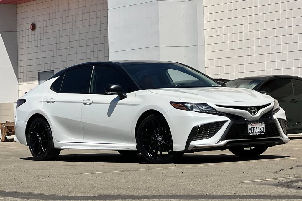 Used 2023 Toyota Camry XSE FWD video 2