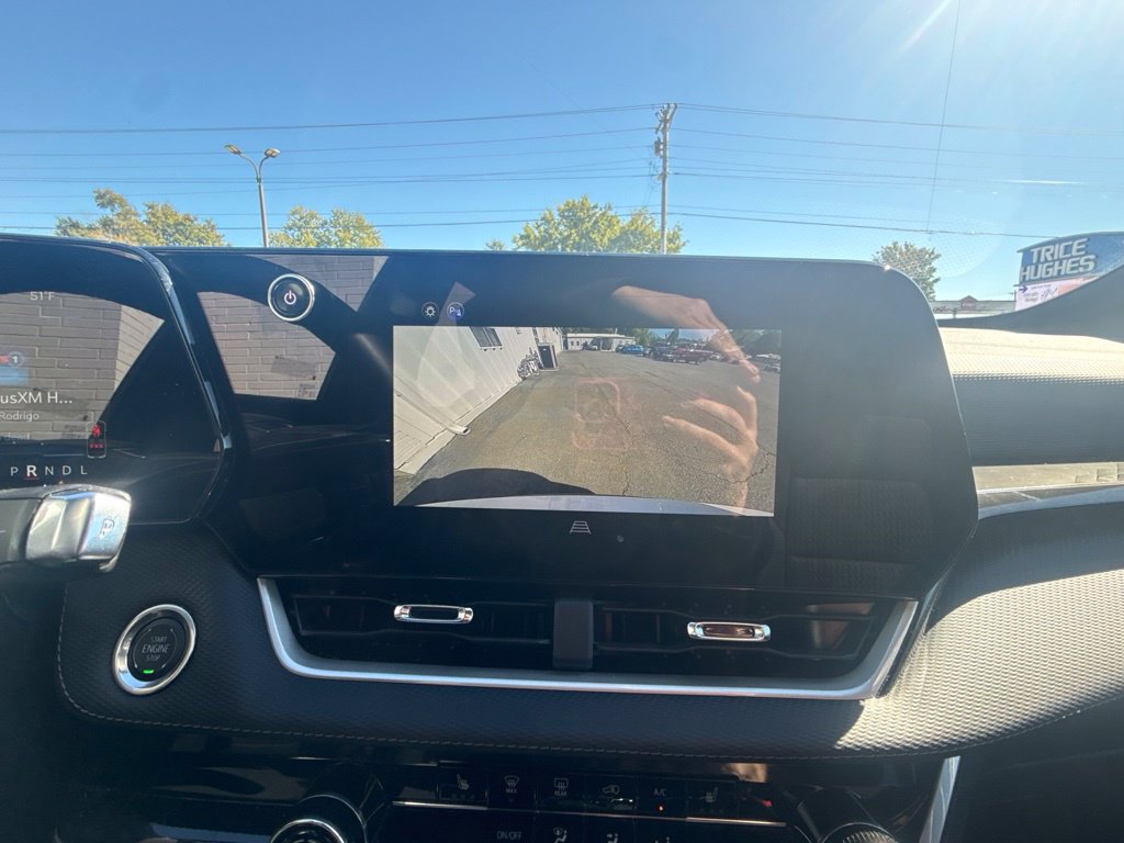 Used 2026 Chevrolet Equinox LT FWD image 24