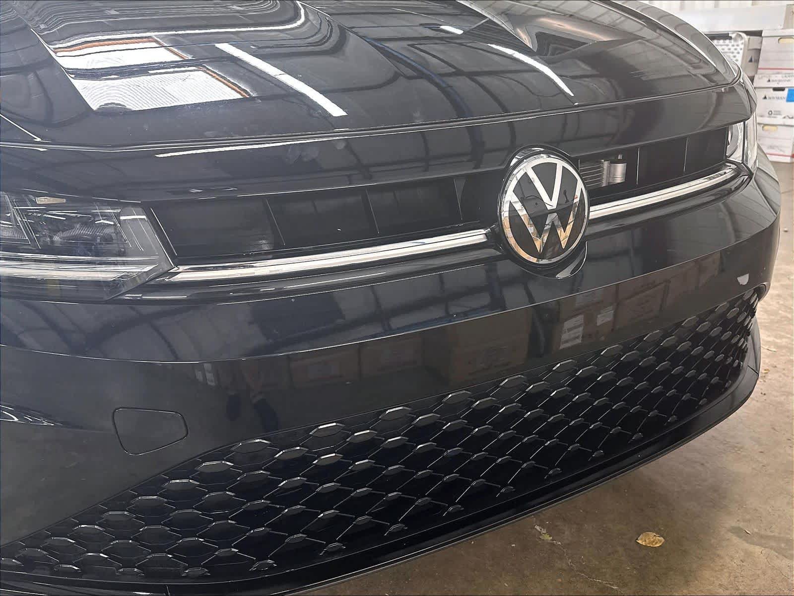 Used 2026 Volkswagen Jetta Sport FWD image 31