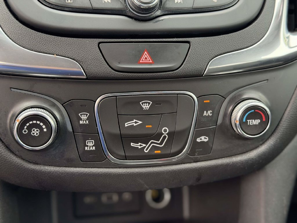 Used 2021 Chevrolet Equinox LT FWD image 25