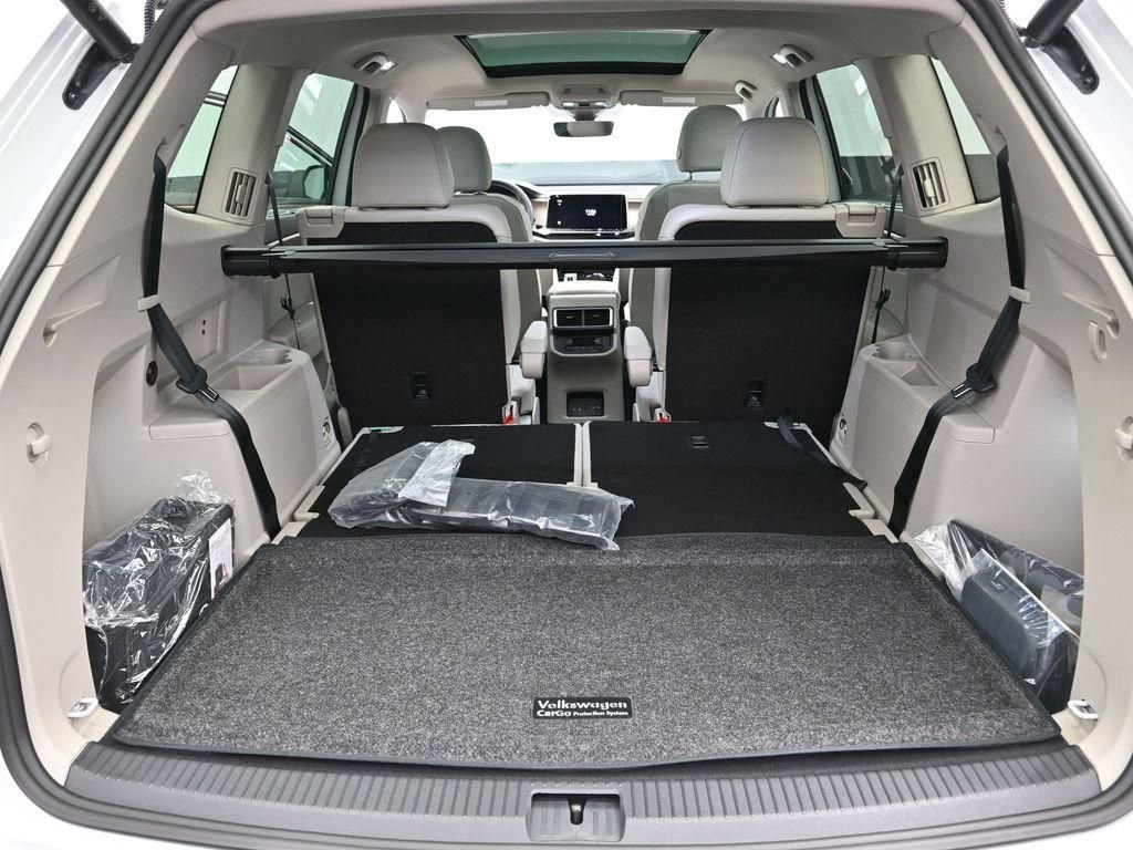 New 2026 Volkswagen Atlas SE image 10