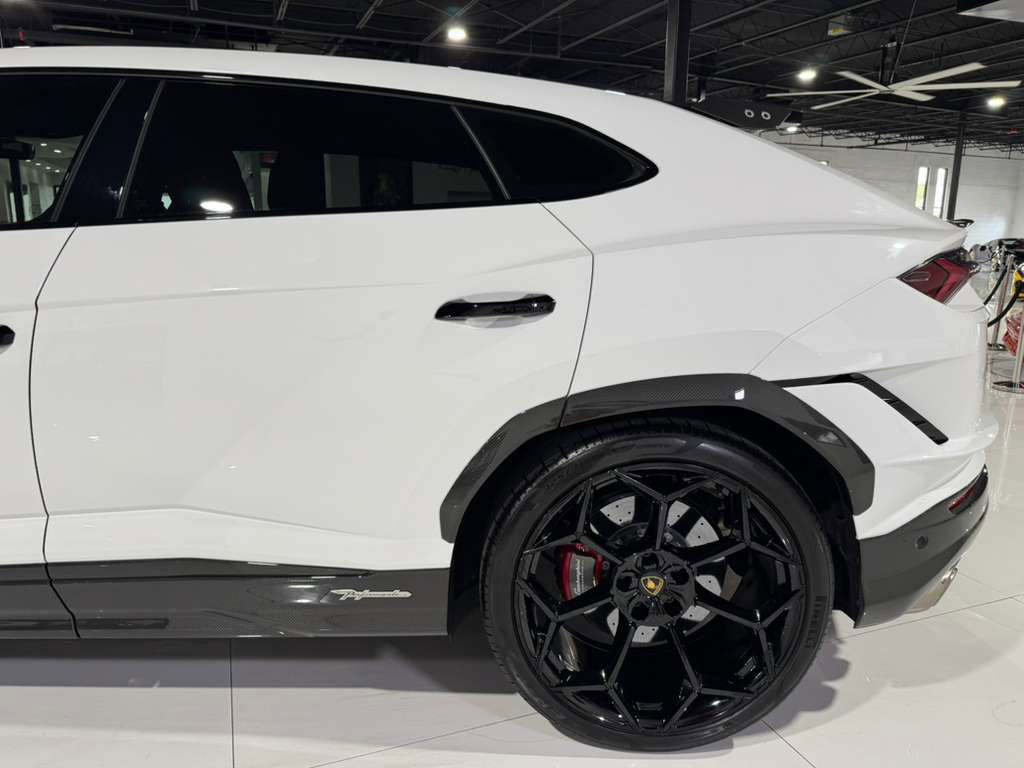 Used 2023 Lamborghini Urus Performante image 49