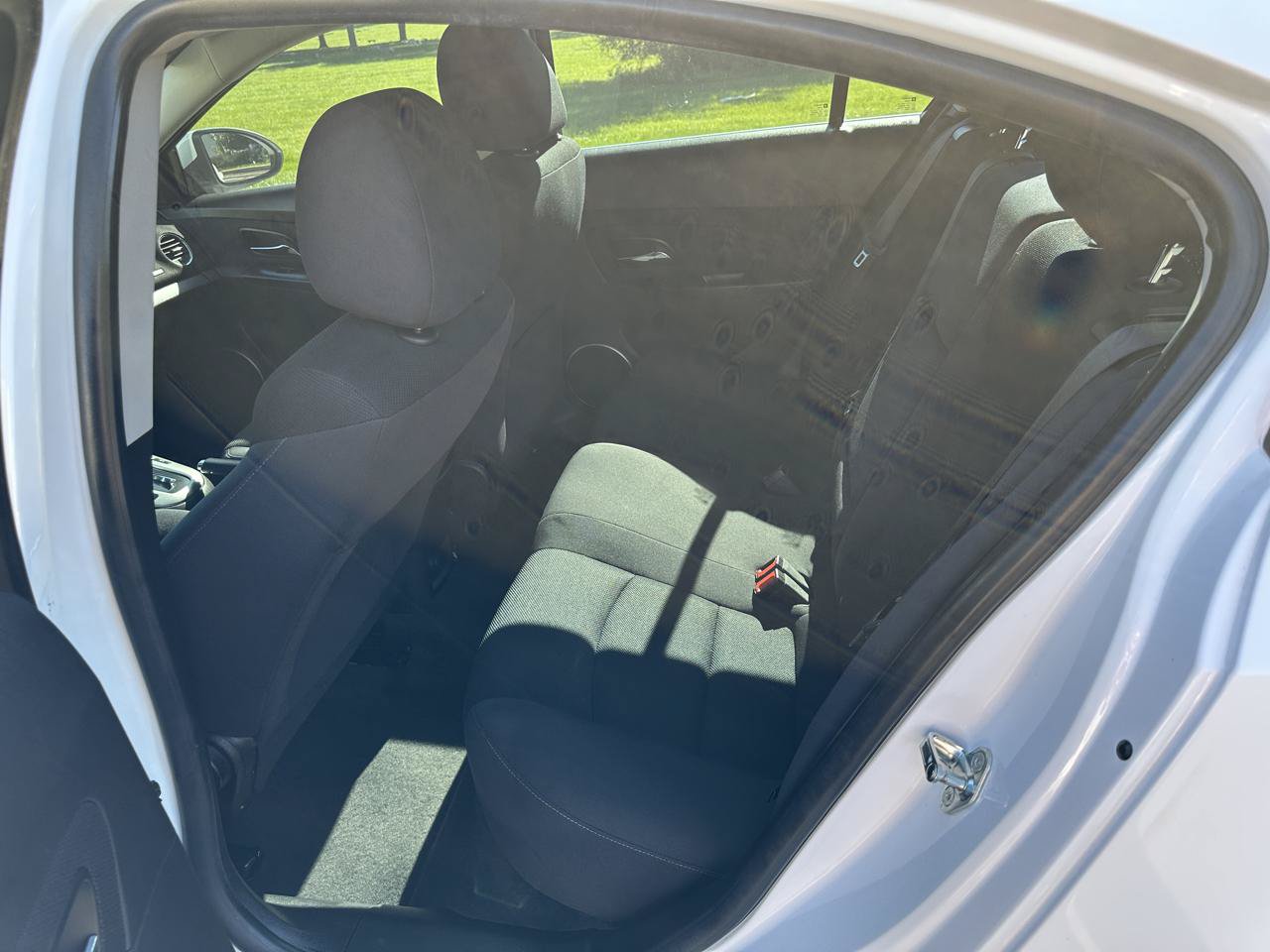 Used 2015 Chevrolet Cruze LT w/ Sun And Sound Package FWD image 14