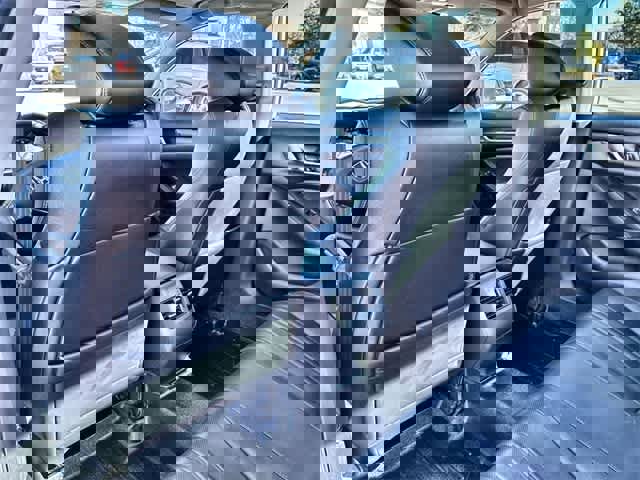 Used 2019 Honda Accord Touring image 19