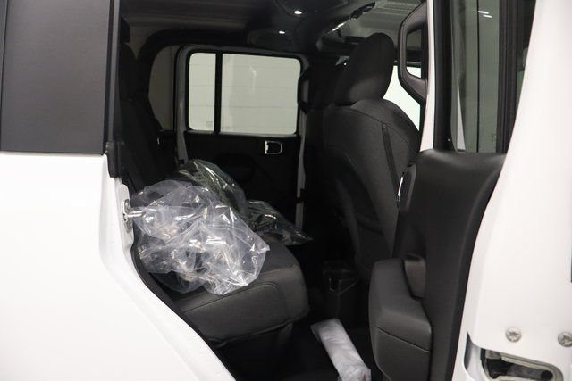 New 2025 Jeep Gladiator Sport AWD/4WD image 16