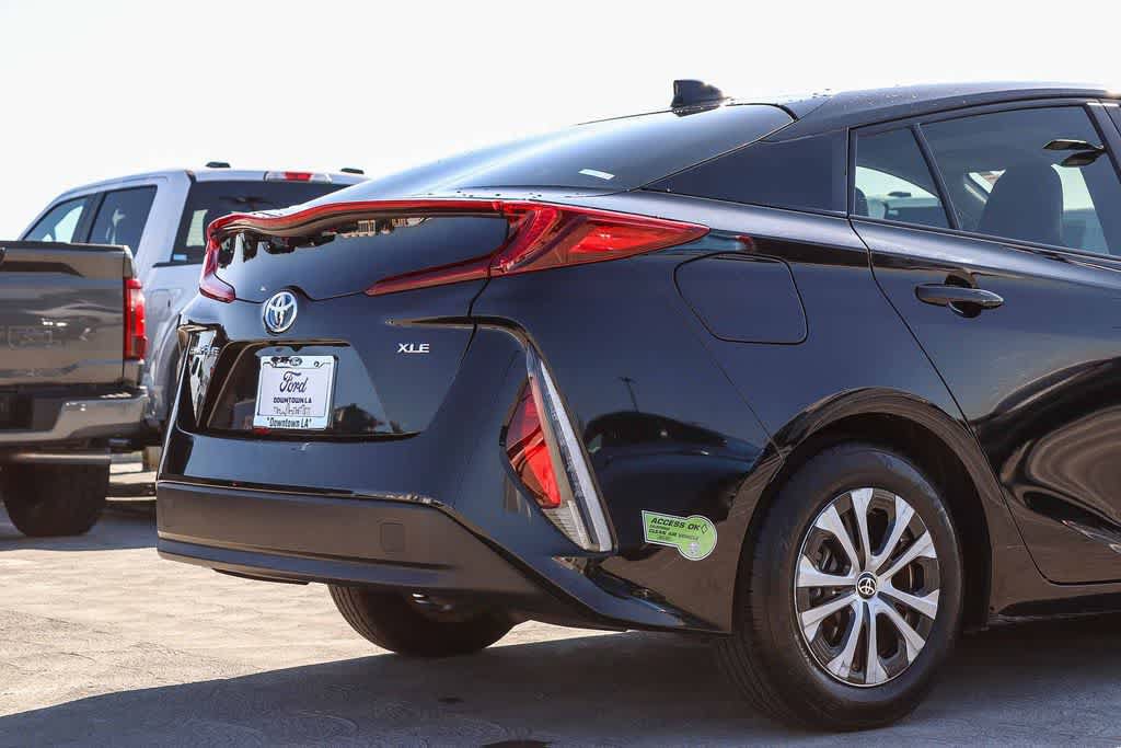 Used 2022 Toyota Prius Prime XLE FWD image 9