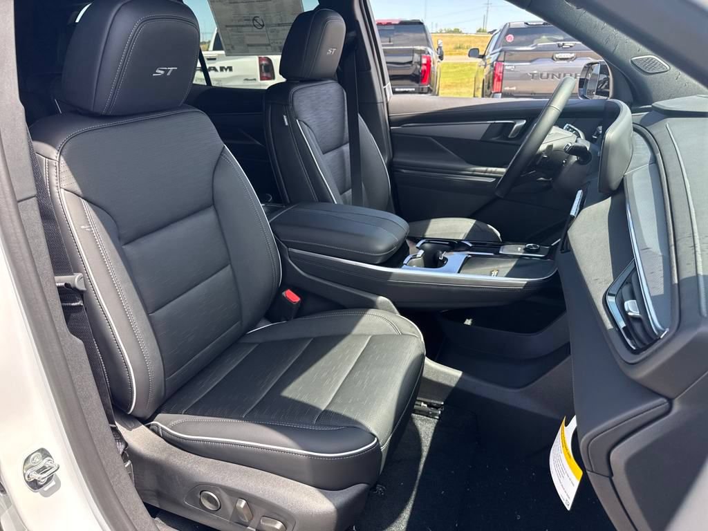 New 2026 Buick Enclave Sport Touring w/ Power Package FWD image 12