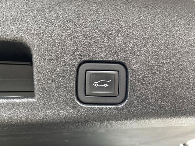 Used 2024 GMC Acadia AT4 w/ Super Cruise Package AWD/4WD image 19