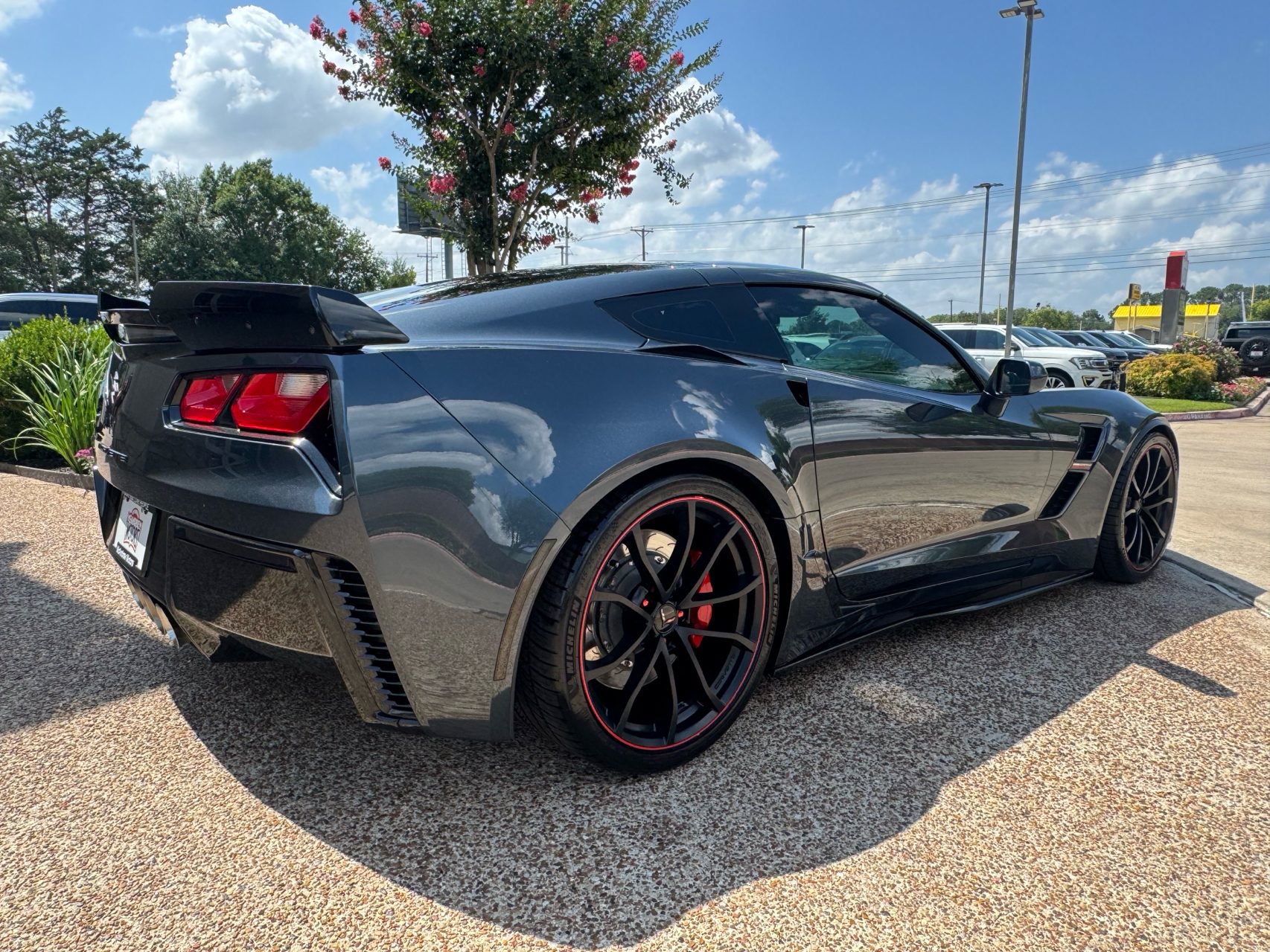 Used 2019 Chevrolet Corvette Grand Sport RWD image 8