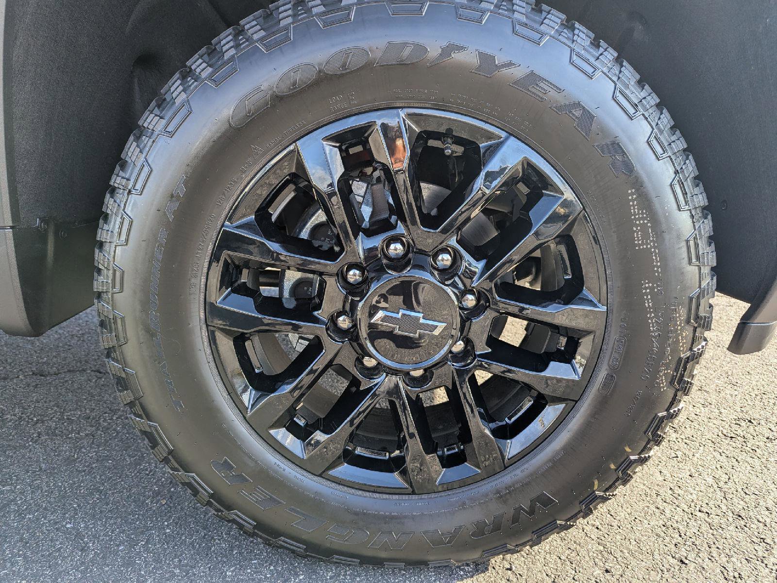 New 2026 Chevrolet Silverado 2500 Custom w/ Custom Value Package image 13