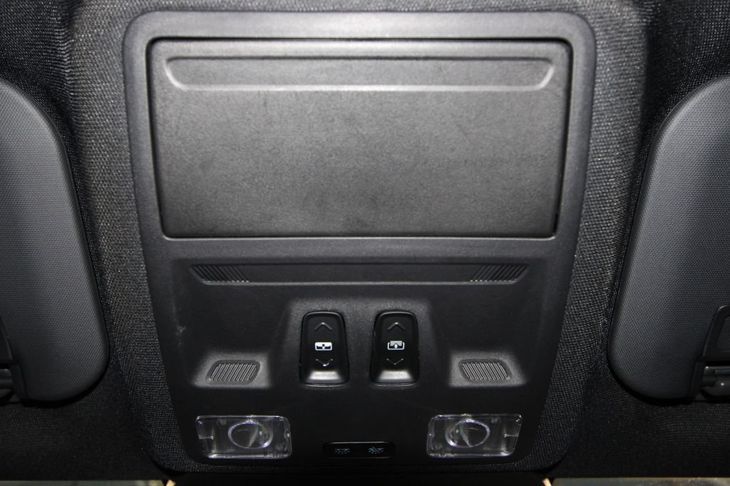 Used 2024 Ford Escape ST-Line Select w/ Tech Pack #1 AWD/4WD image 18